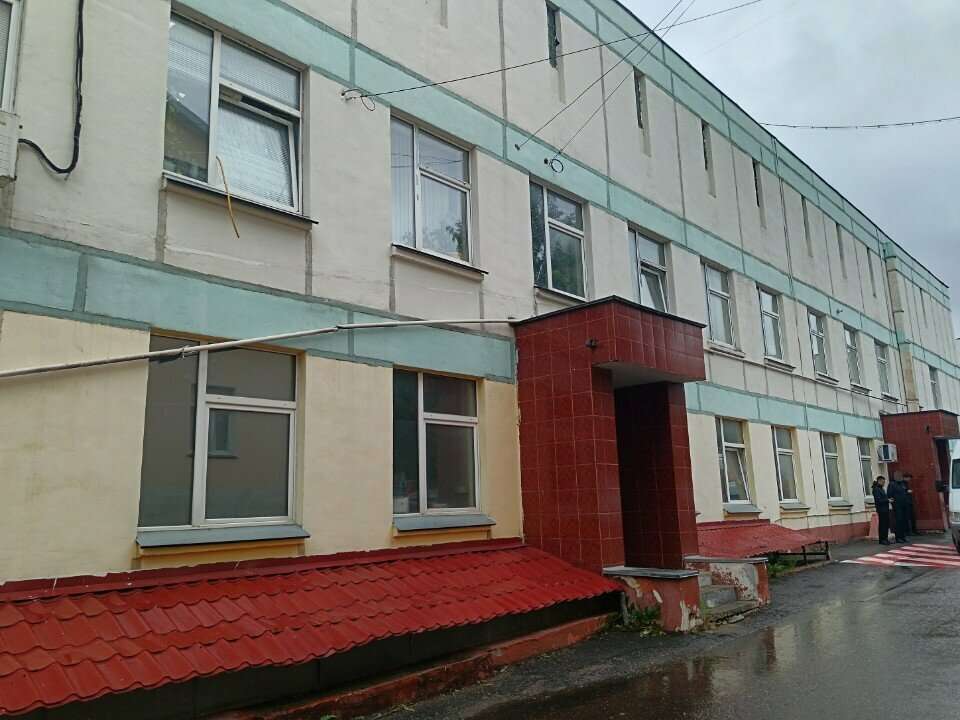 Здание на территории больницы